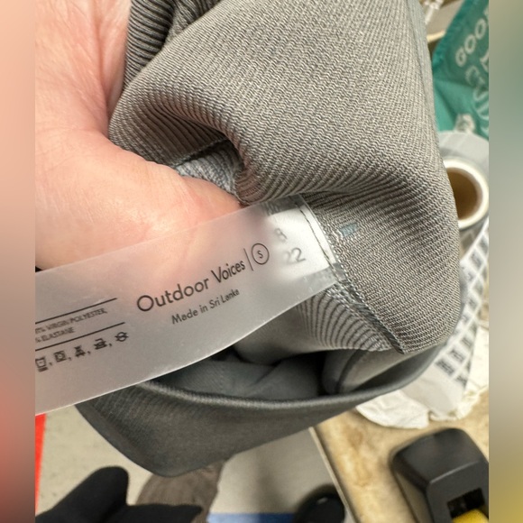 Outdoor Voices Seamless Smooth 7/8 Legging Graphite/Dove S - Picture 9 of 9